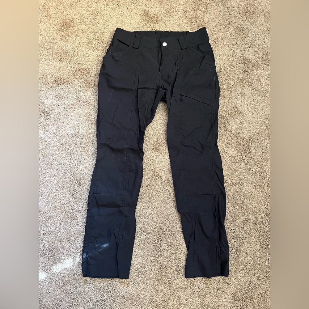Duluth Trading Womens Dry on the Fly Slim Leg Pants Size 4/29